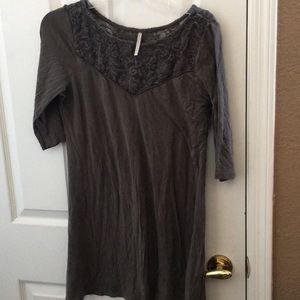 Ladies s-twelve top medium